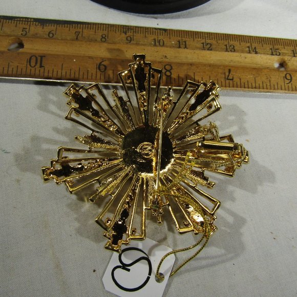ST JOHN BROOCH - Picture 3 of 3